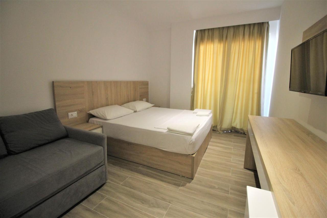 Hotel Ksamili Bagian luar foto