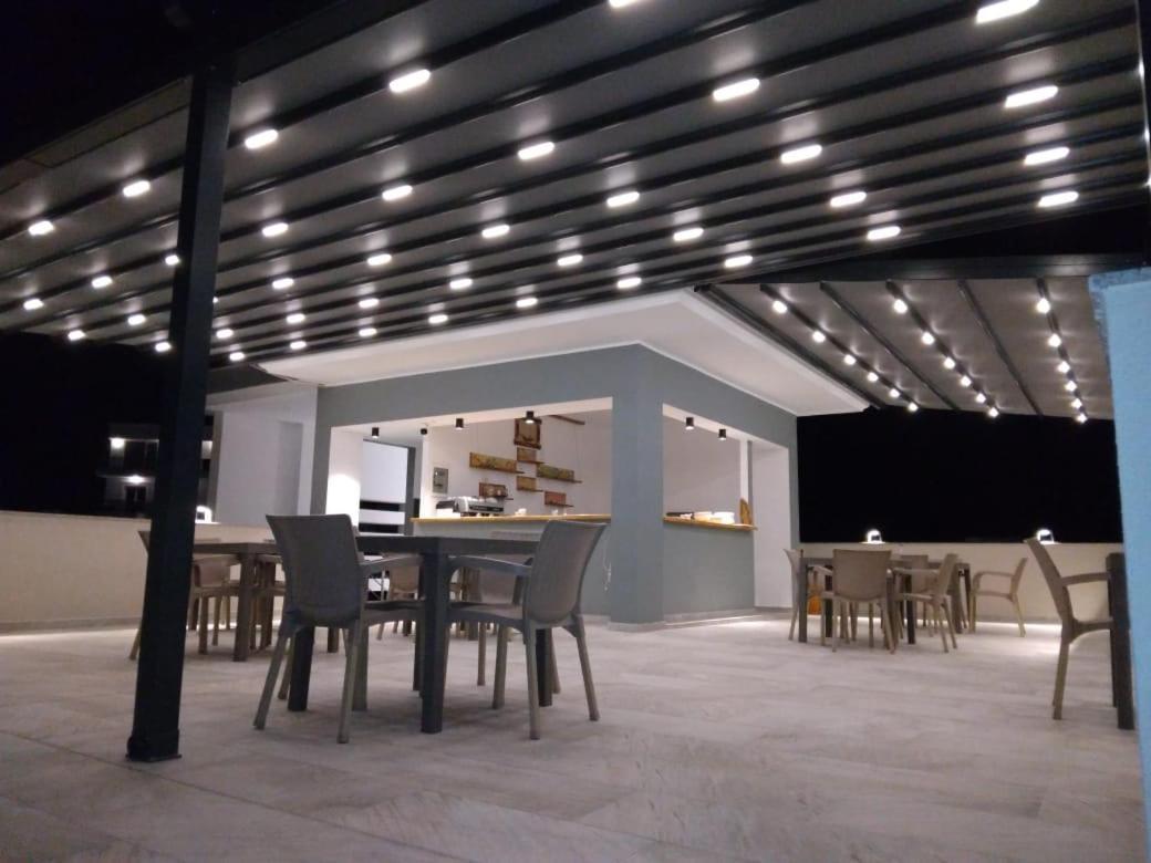 Hotel Ksamili Bagian luar foto
