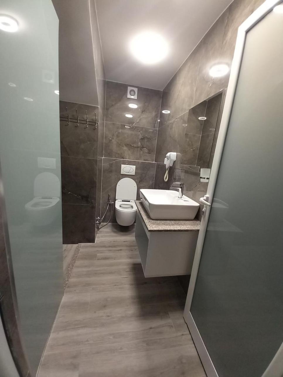 Hotel Ksamili Bagian luar foto