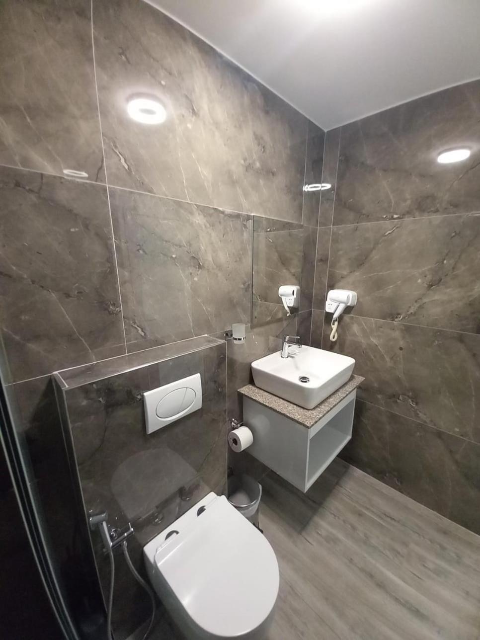 Hotel Ksamili Bagian luar foto